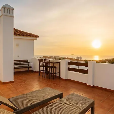 Penthouse Sea View - Valle Golf Apartman
